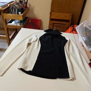 Polo Jeans Company - black n white pullover - zipper neck line